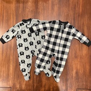 Yoga Sprout Fleece Footie Sleepers (set of 2) 3-6m